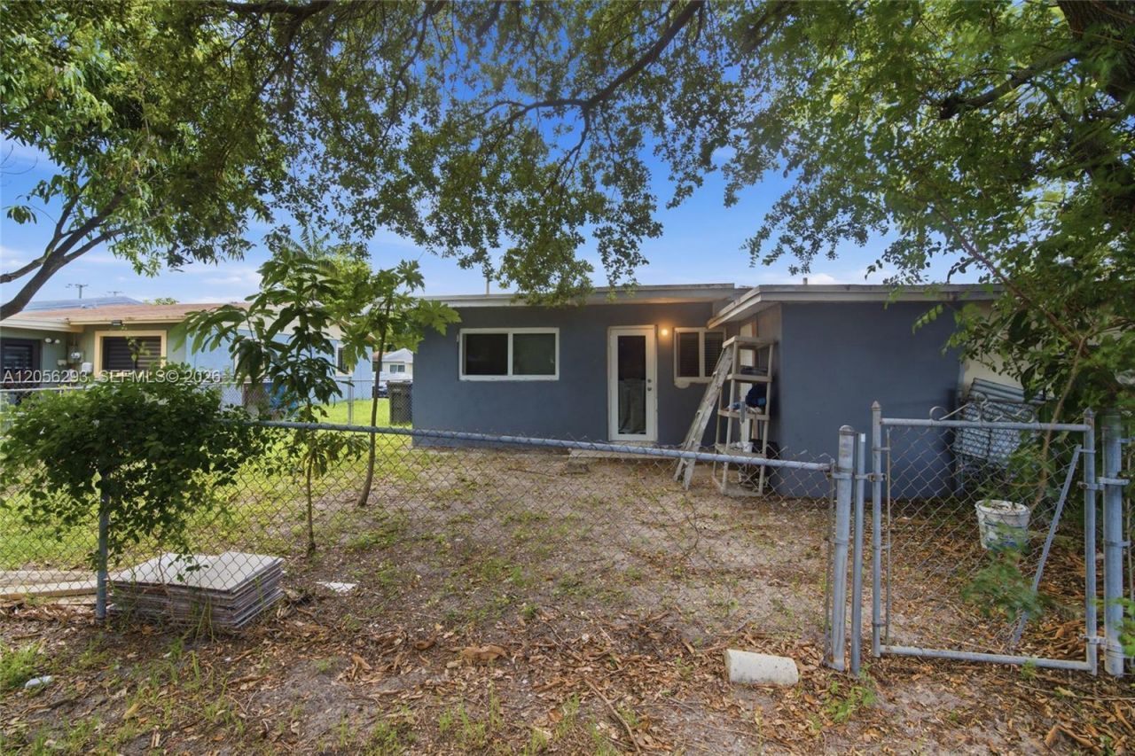 5460 SW 36th St , West Park, FL 33023 Photo