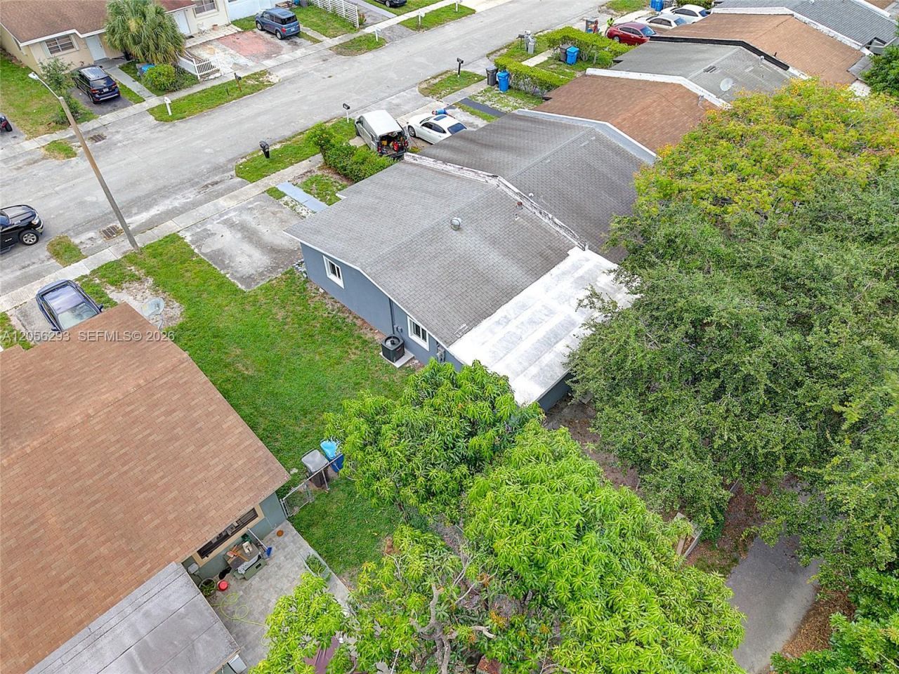 5460 SW 36th St , West Park, FL 33023 Photo