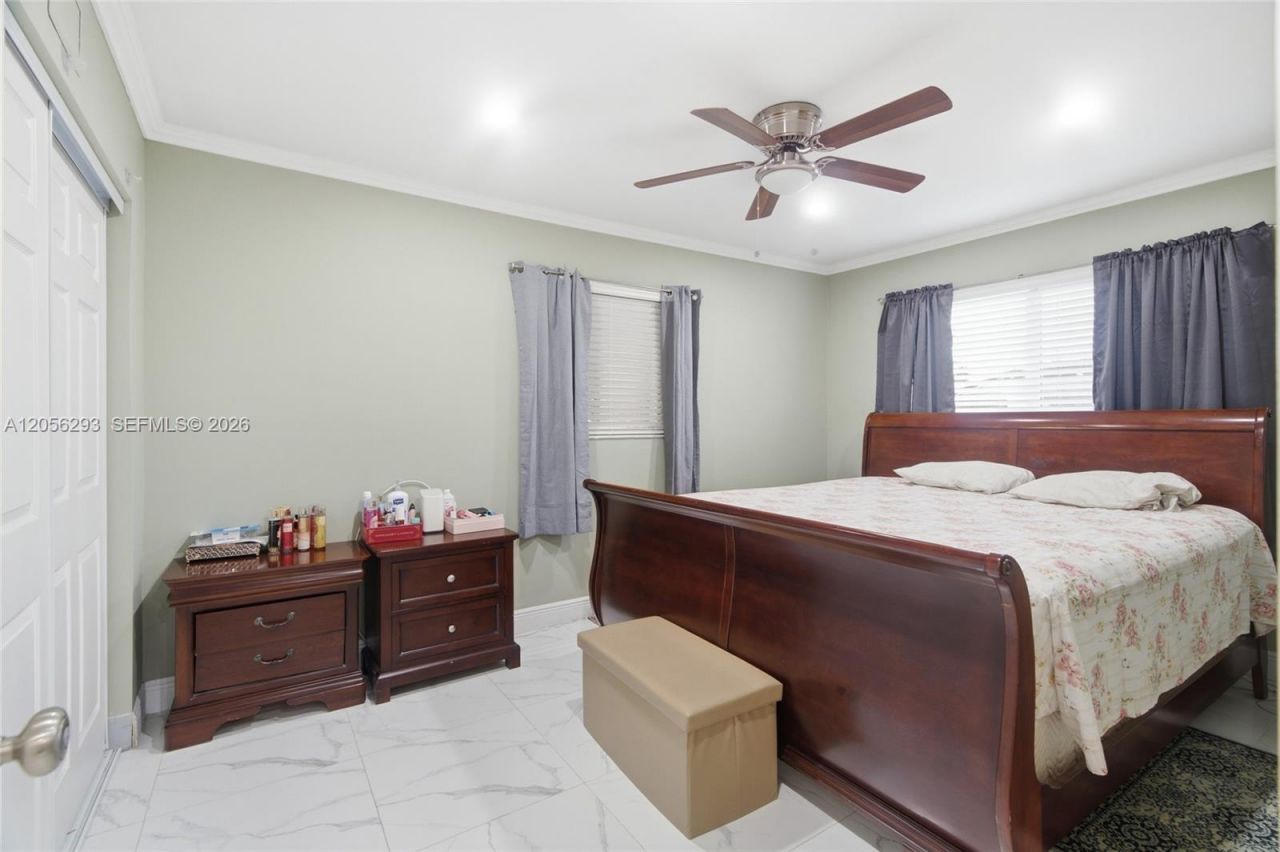 5460 SW 36th St , West Park, FL 33023 Photo