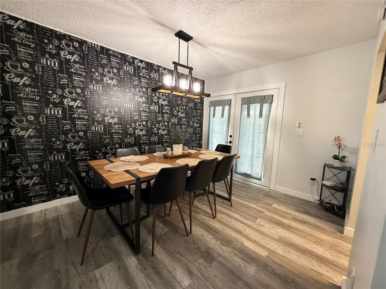3988 San Luis Drive, Sarasota, FL 34235 Photo