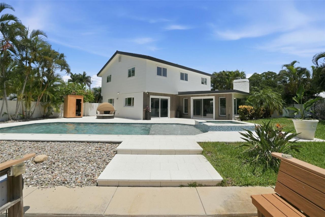 5101 Dover Street Ne, Saint Petersburg, FL 33703 Photo