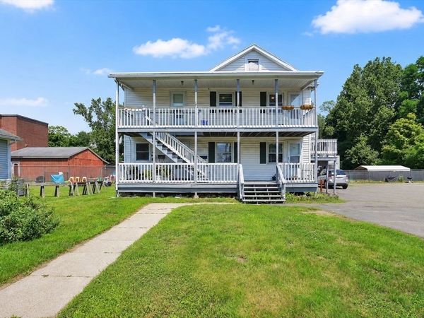 45-47 Pleasant St, Easthampton, MA 01027