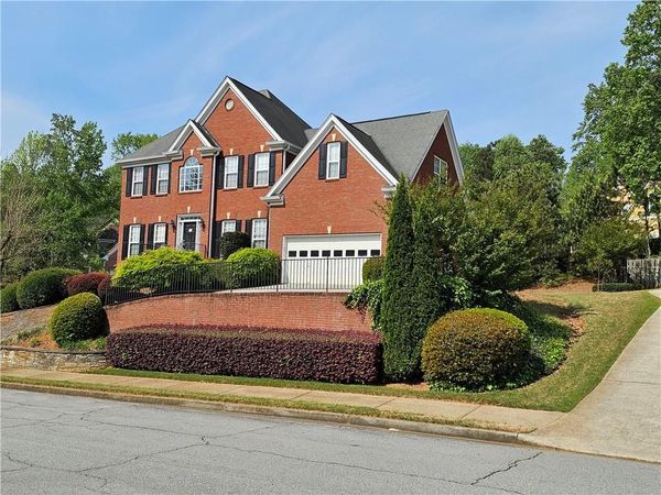 1595 Saint Julian Street , Suwanee, GA 30024