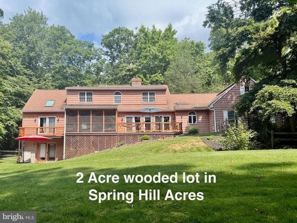 1701 HICKORY DRIVE, LEBANON, PA 17042