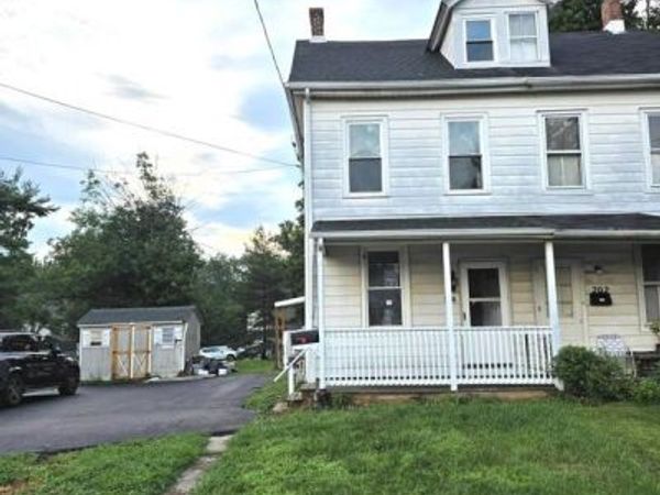 204 ELM AVENUE, NORTH WALES, PA 19454