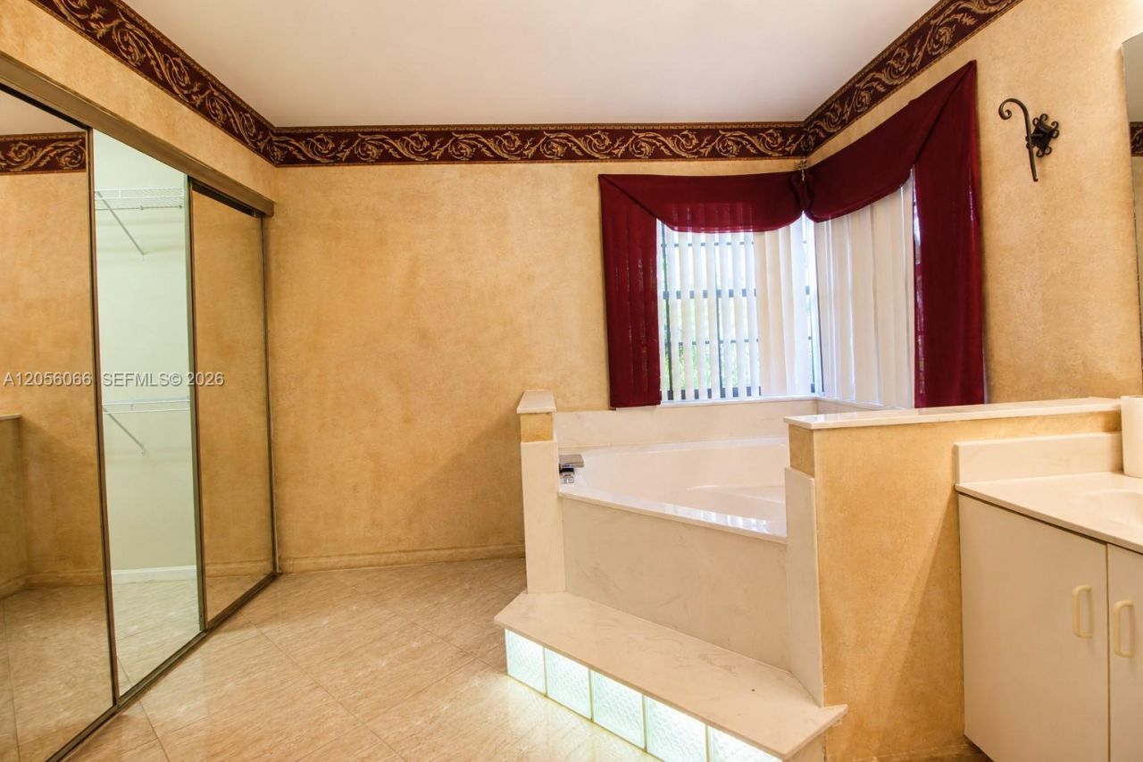 1855 SW 101st Ave , Davie, FL 33324 Photo
