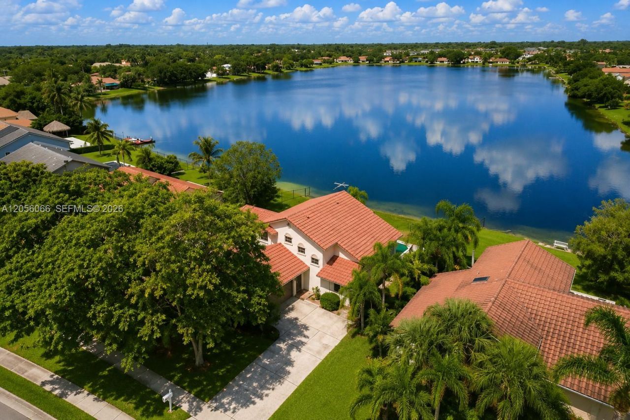 1855 SW 101st Ave , Davie, FL 33324 Photo
