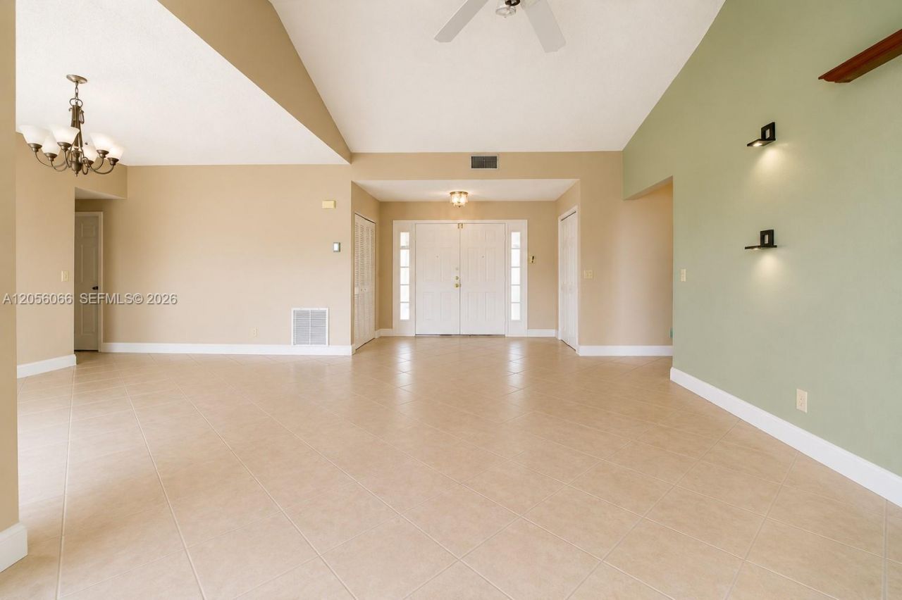 1855 SW 101st Ave , Davie, FL 33324 Photo