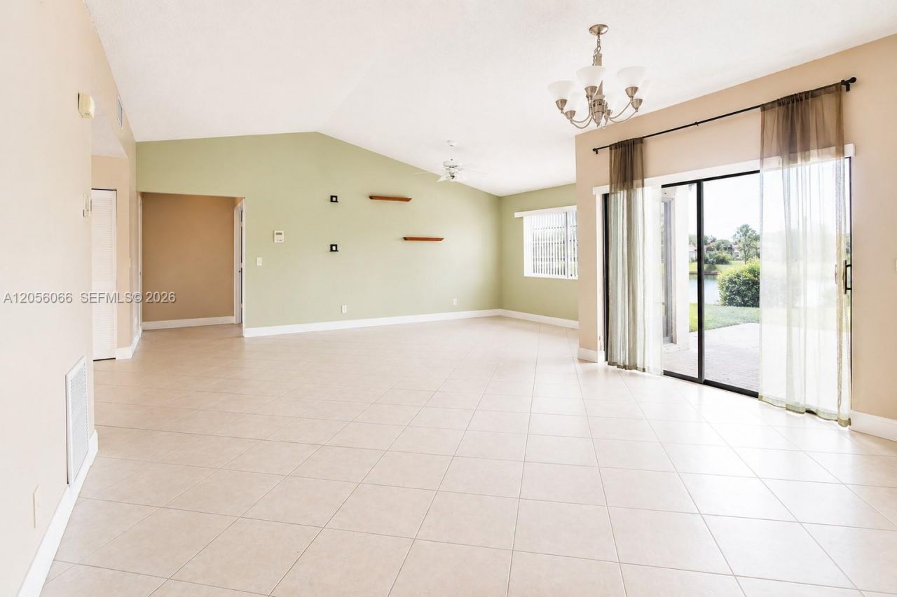 1855 SW 101st Ave , Davie, FL 33324 Photo