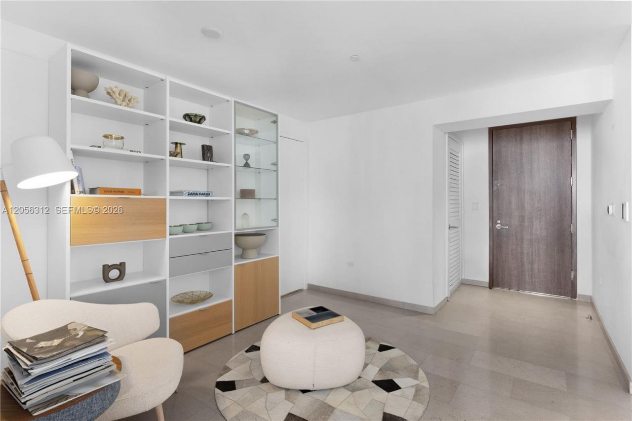 68 SE 6th St , Unit 1907, Miami, FL 33131 Photo