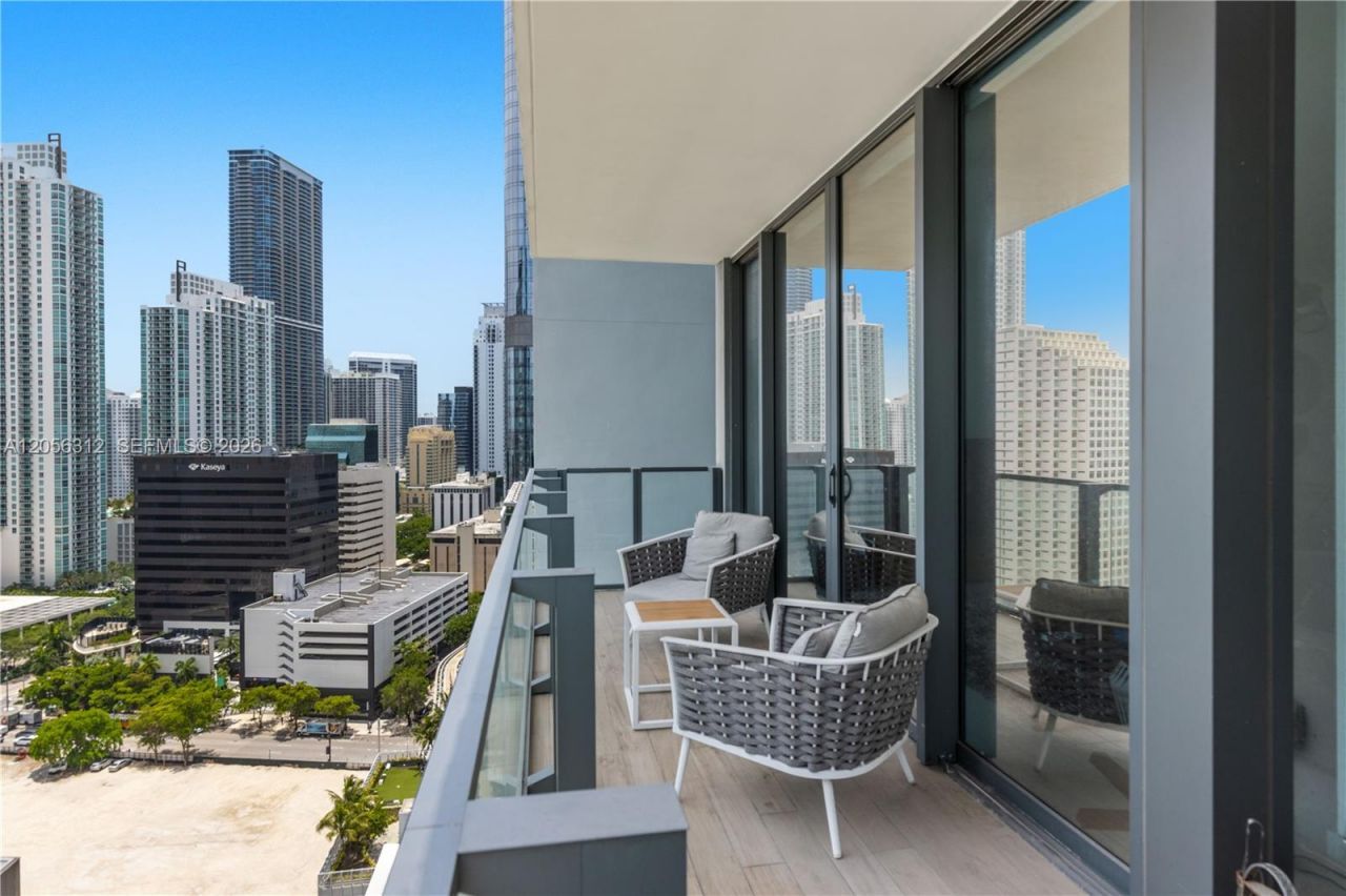 68 SE 6th St , Unit 1907, Miami, FL 33131 Photo