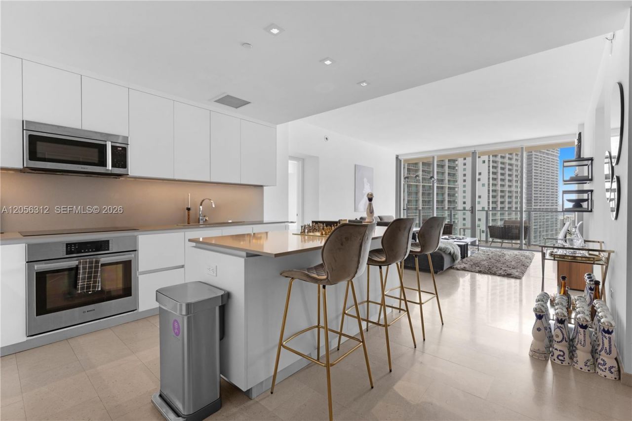 68 SE 6th St , Unit 1907, Miami, FL 33131 Photo