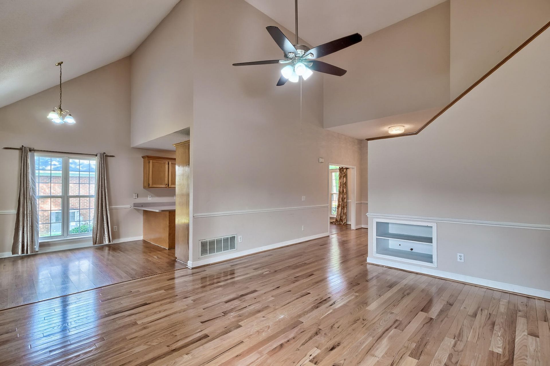 1213 Parliament Lake Drive Photo 16
