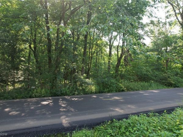 N Mahoning Portage County Lin Road, Lake Milton, OH 44412