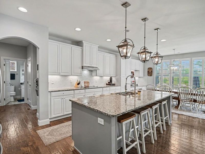 5858 Bit O Scotch Court, West Chester, OH 45069 Photo 10