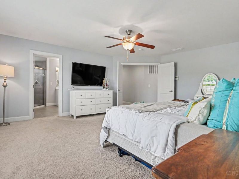 5858 Bit O Scotch Court, West Chester, OH 45069 Photo 18