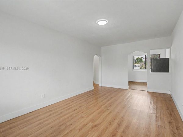 600 SW 9th Ave, Unit 19, Miami, FL 33130