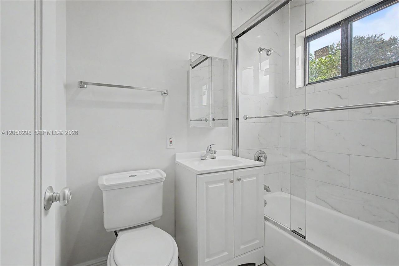 600 SW 9th Ave, Unit 19, Miami, FL 33130 Photo