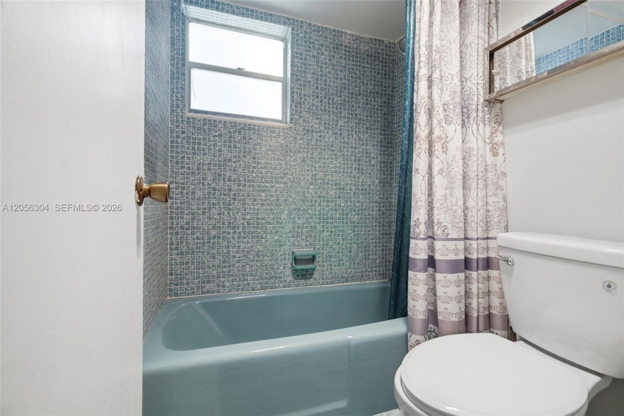 3090 Holiday Springs Blvd , Unit 204, Margate, FL 33063 Photo