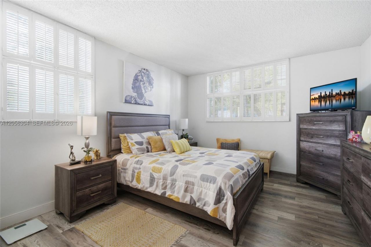 3090 Holiday Springs Blvd , Unit 204, Margate, FL 33063 Photo