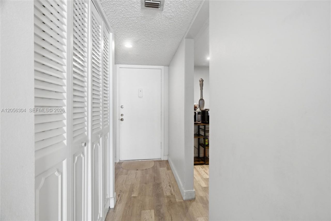 3090 Holiday Springs Blvd , Unit 204, Margate, FL 33063 Photo