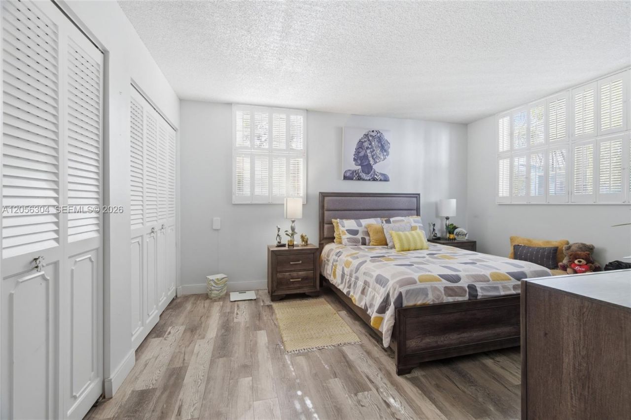 3090 Holiday Springs Blvd , Unit 204, Margate, FL 33063 Photo