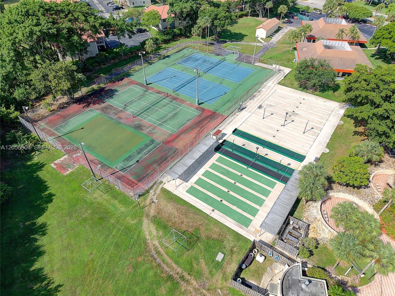 3090 Holiday Springs Blvd , Unit 204, Margate, FL 33063 Photo