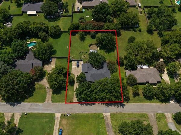 5500 Bello Vista Drive, Sherman, TX 75090