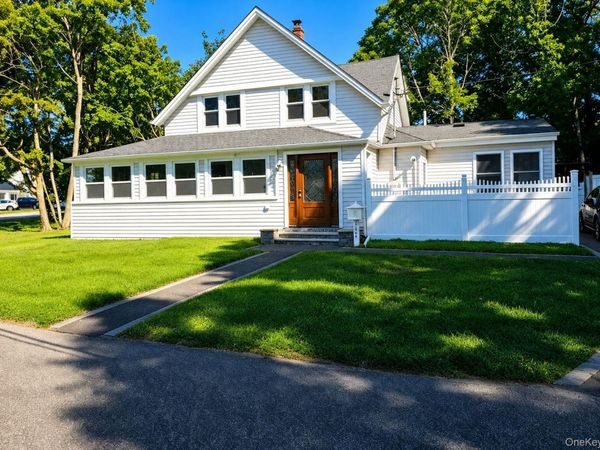 165 Cedar Street , Amityville, NY 11701