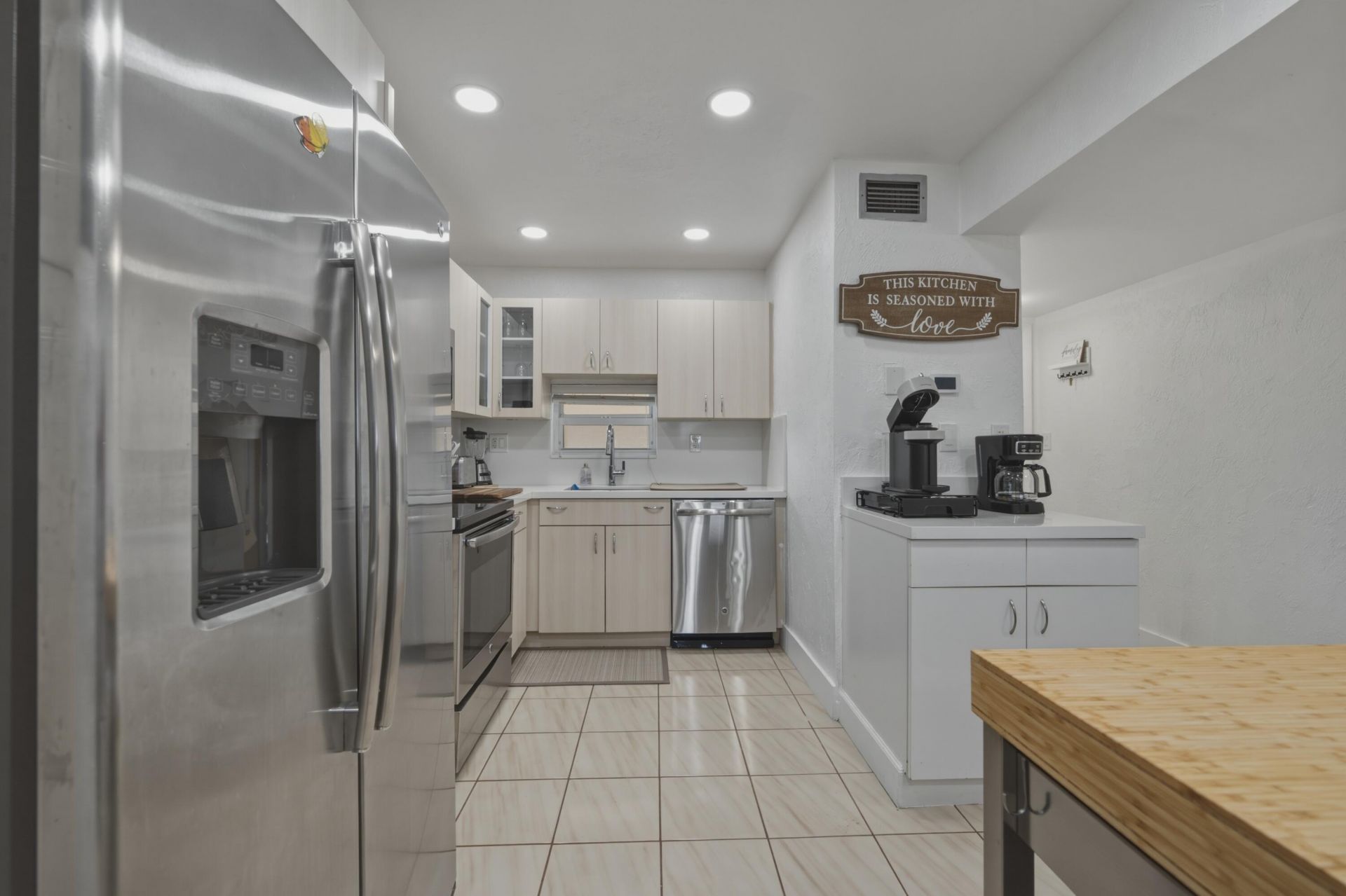 9200 N Hollybrook Lake Drive, Unit 310, Pembroke Pines, FL 33025 Photo