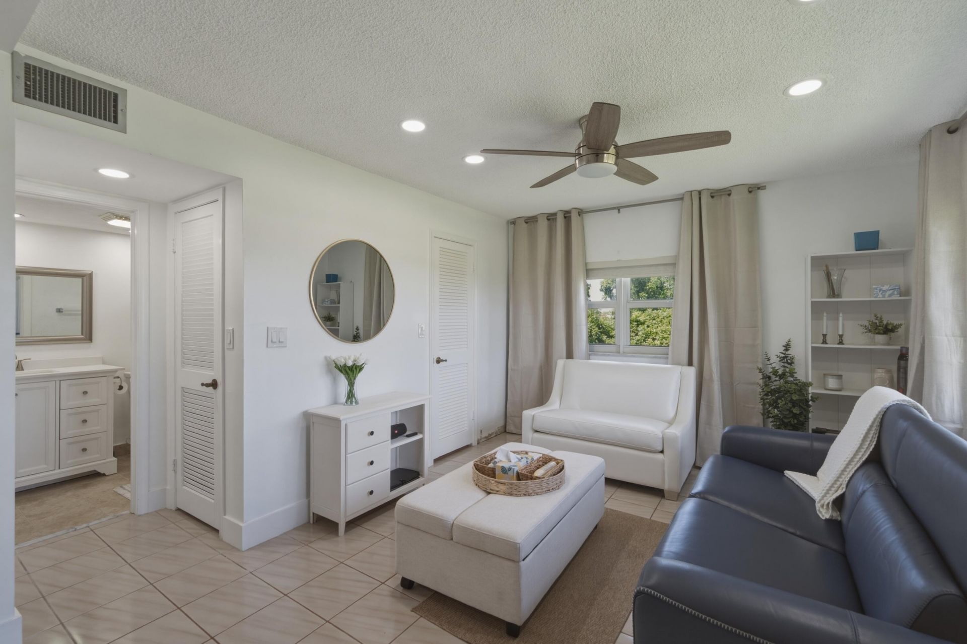 9200 N Hollybrook Lake Drive, Unit 310, Pembroke Pines, FL 33025 Photo