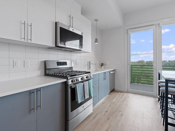 4004 Banister LN , Unit 301, Austin, TX 78704