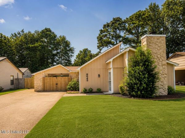8645 Woodbine Drive, Southaven, MS 38671