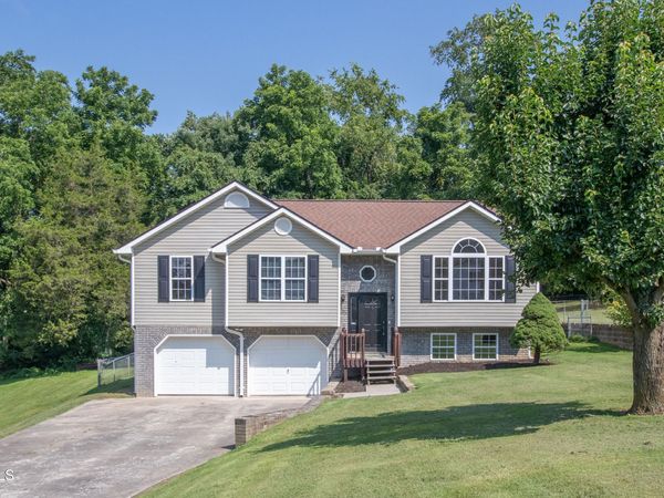 226 Post Oak Drive, Kingsport, TN 37663