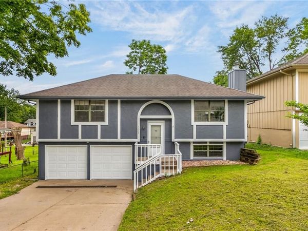 5209 NE 46th Street, Kansas City, MO 64117