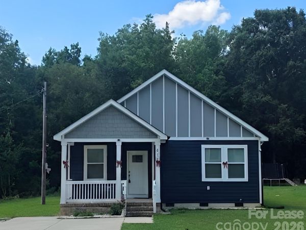 424 Queens Road , Gastonia, NC 28052