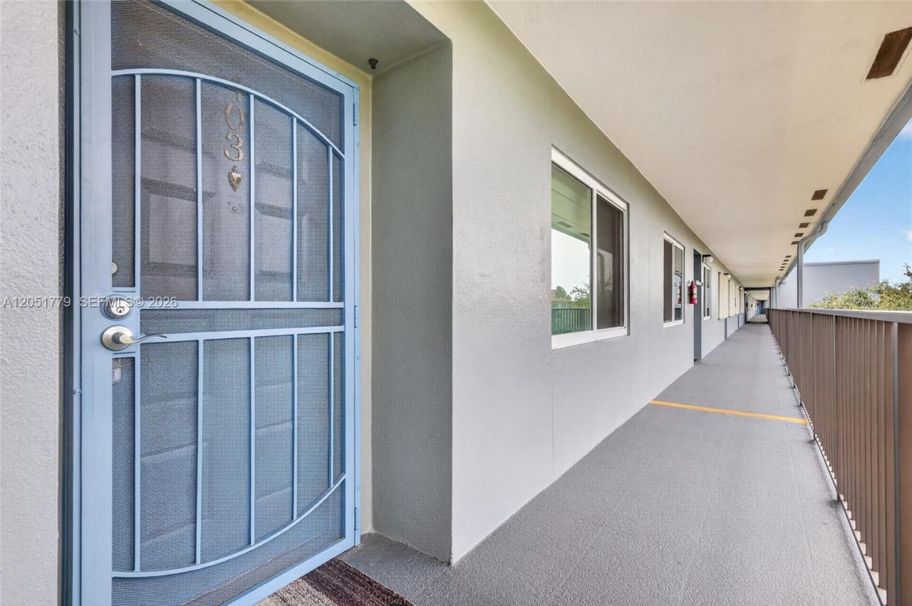1501 SW 134th Way, Unit 403D, Pembroke Pines, FL 33027 Photo