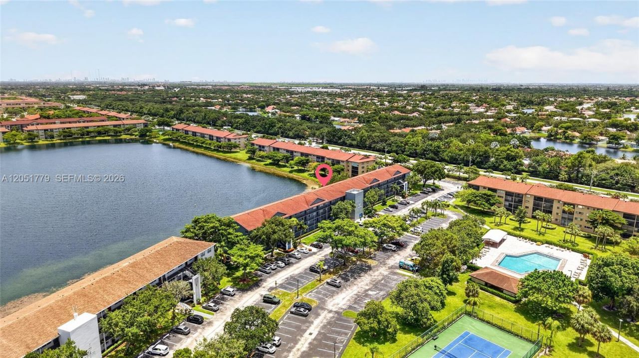 1501 SW 134th Way, Unit 403D, Pembroke Pines, FL 33027 Photo