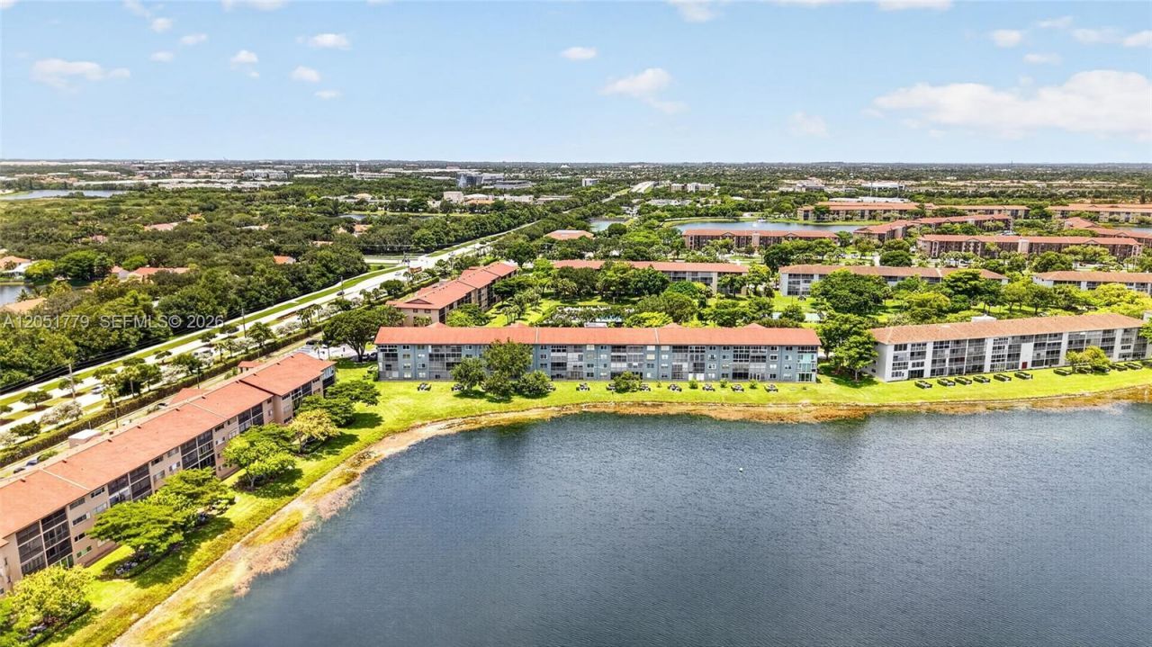 1501 SW 134th Way, Unit 403D, Pembroke Pines, FL 33027 Photo