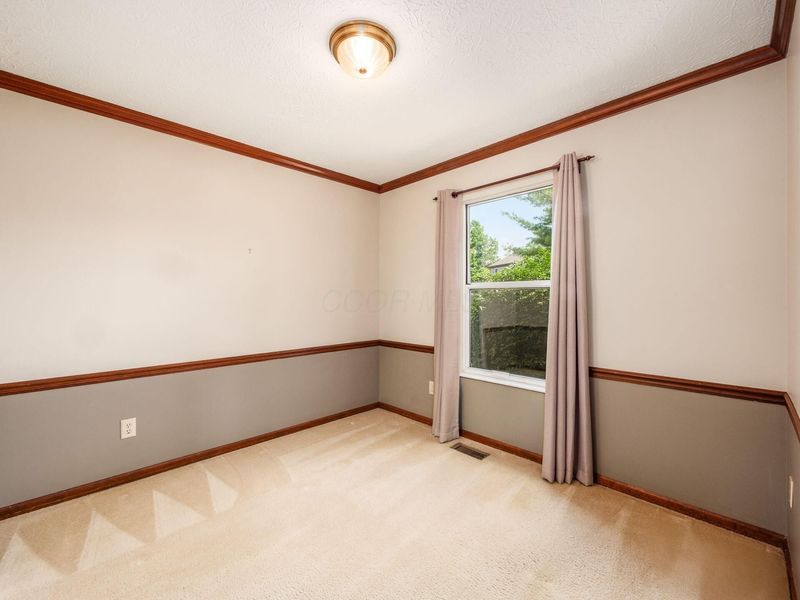 316 Brownsfell Drive , Columbus, OH 43235 Photo 8