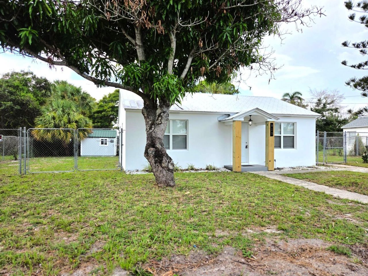 813 S 6th Street, Fort Pierce, FL 34950 Photo