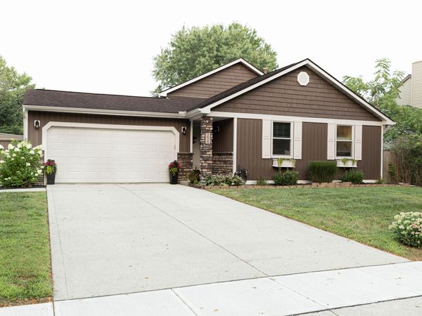 3638 Juniper Street , Grove City, OH 43123