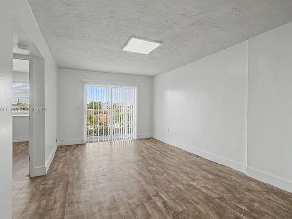 220 SW 17th Ct , Unit 43, Miami, FL 33135
