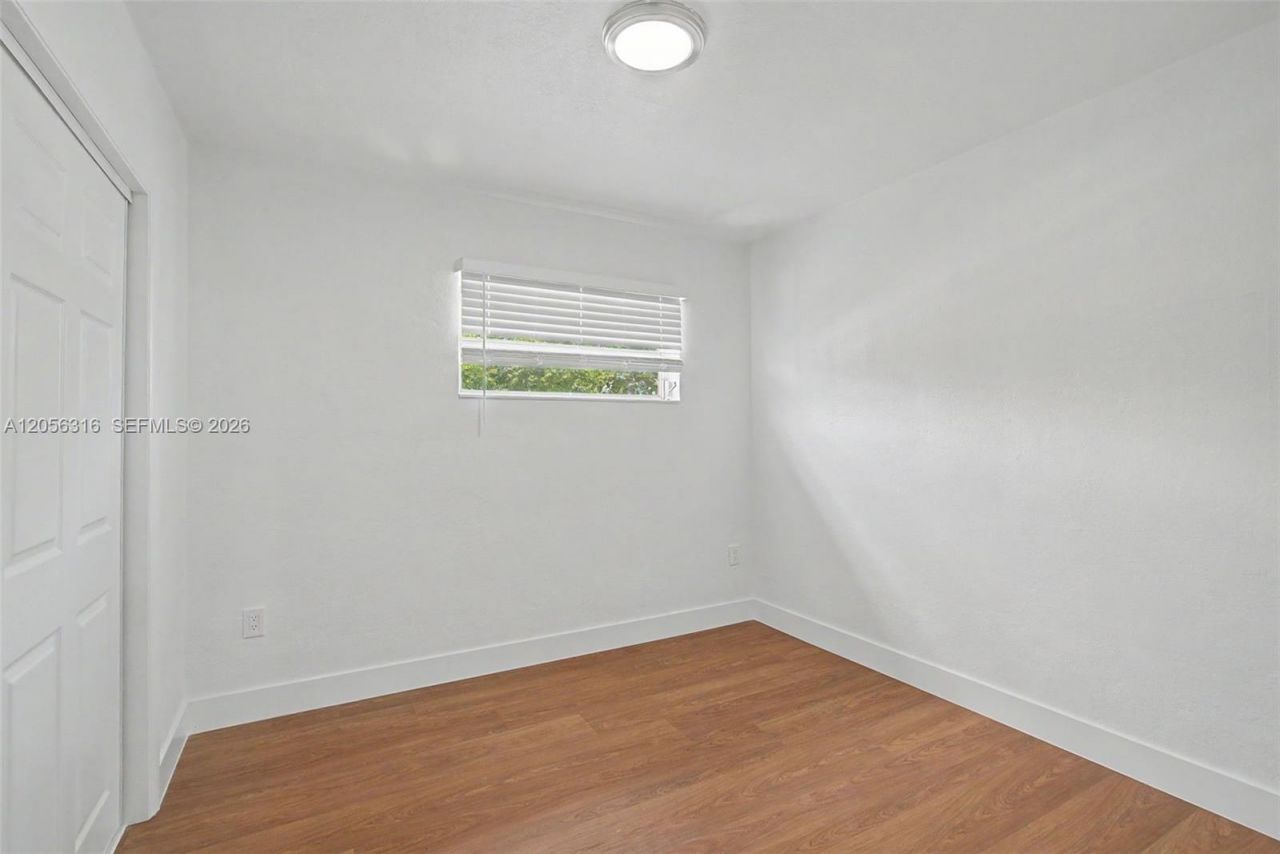 3170 SW 16th St , Unit 10, Miami, FL 33145 Photo