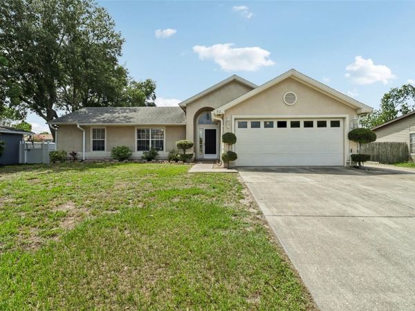 1977 S OLD MILL DRIVE , DELTONA, FL 32725