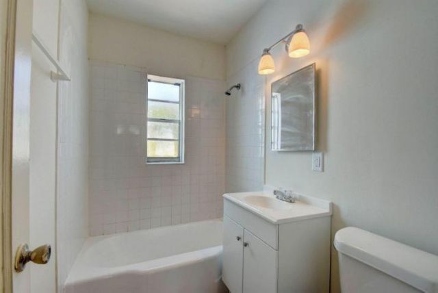 3000 Broadway, West Palm Beach, FL 33407 Photo