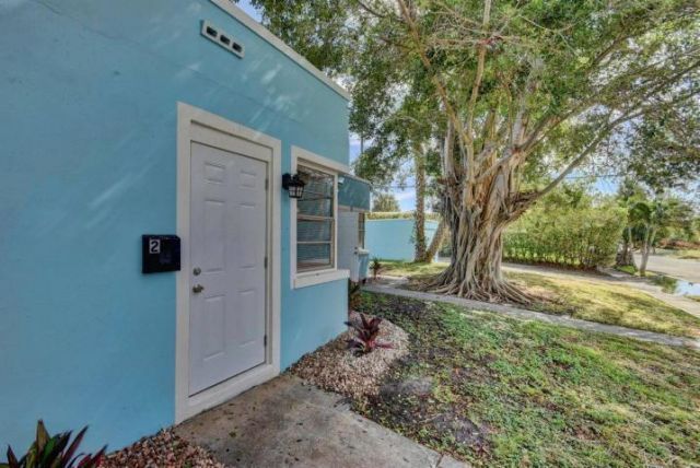 3000 Broadway, West Palm Beach, FL 33407 Photo