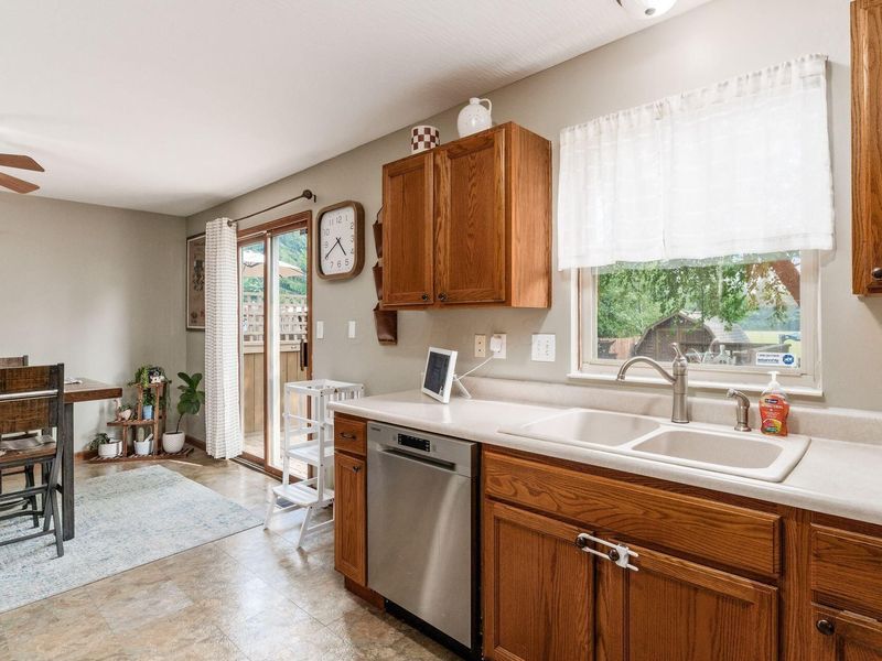 8107 Crete Lane , Blacklick, OH 43004 Photo 17