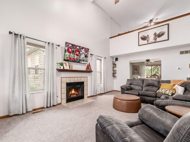 8107 Crete Lane , Blacklick, OH 43004 Photo 6