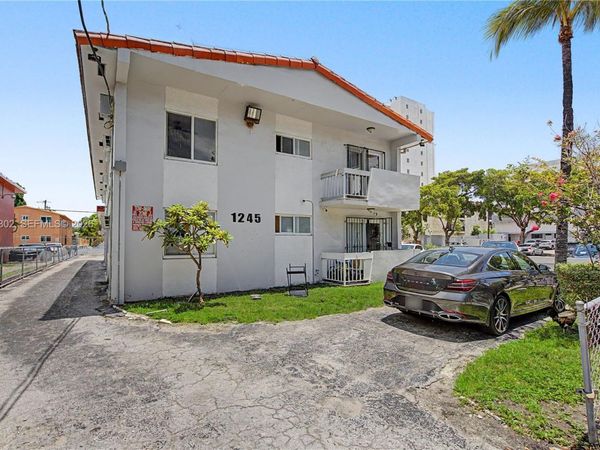 1245 SW 5th St , Unit 2, Miami, FL 33135